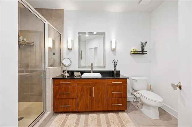 a bathroom with a tub