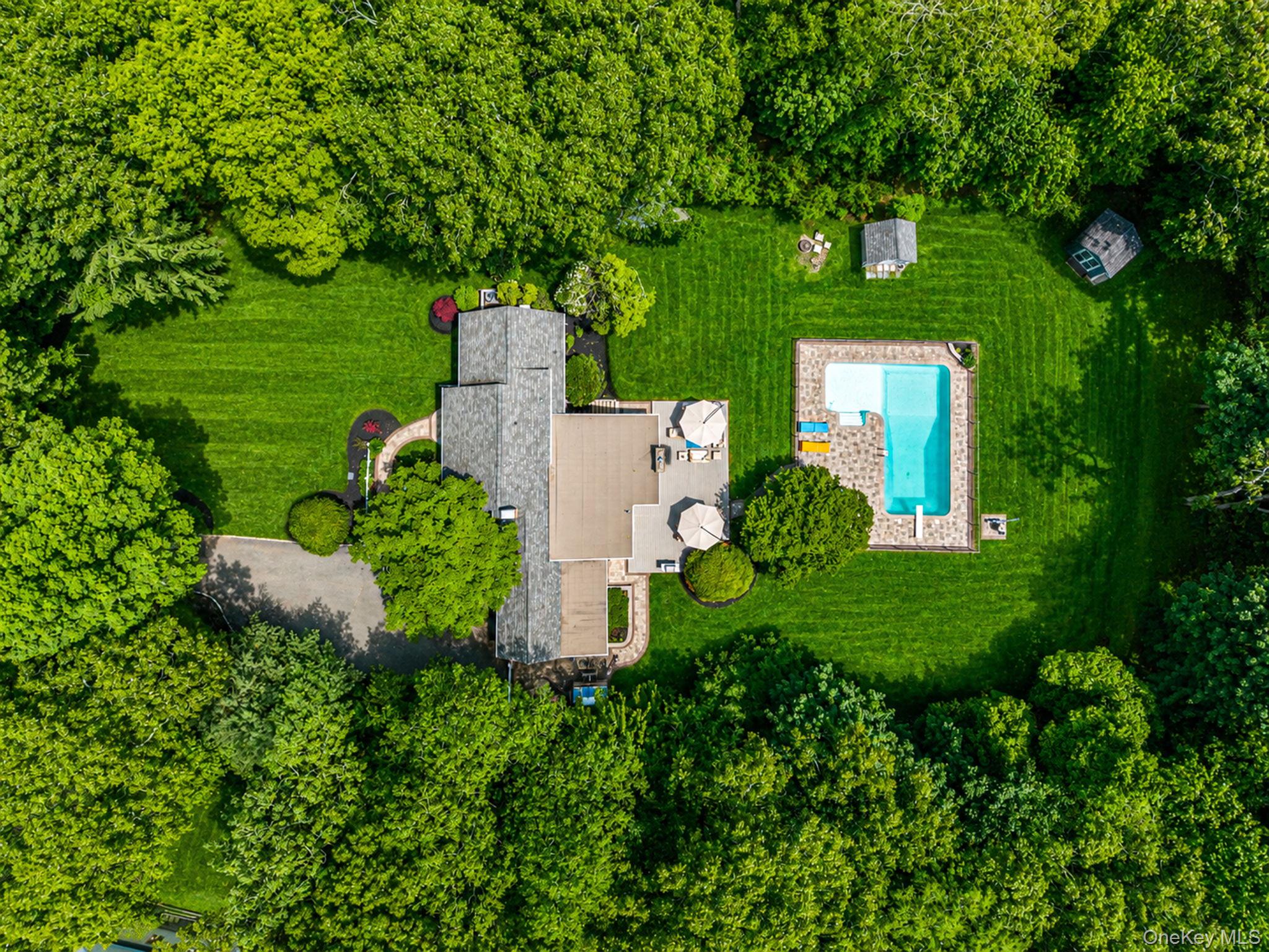 30 Landing Meadow Road Smithtown, NY 11787 - Photo 41 of 50