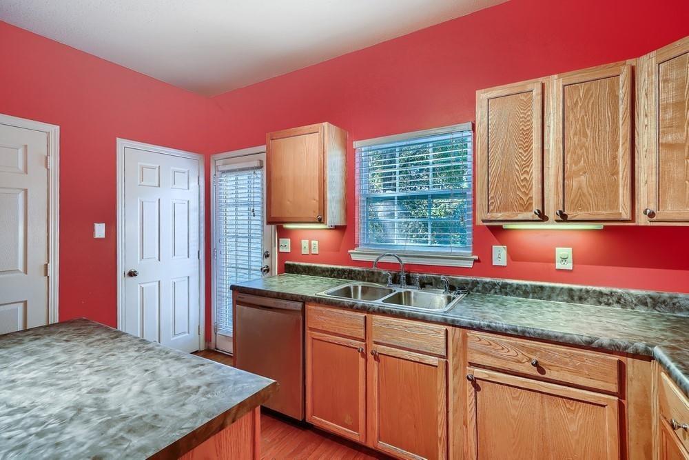 369 Pine Hill Place, Unit 1 Norcross, GA 30093 - Photo 6 of 18