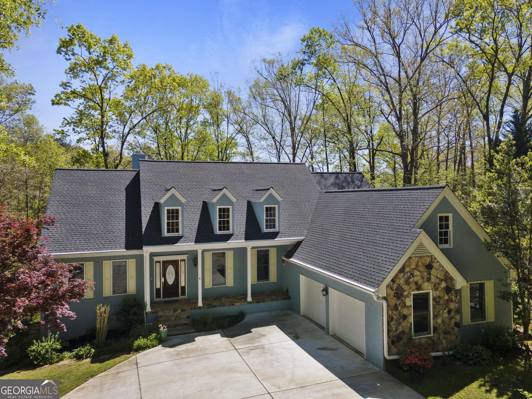 677 Bo Bo Banks Road Grantville, GA 30220 - Photo 1 of 1 front view of a house with a yard