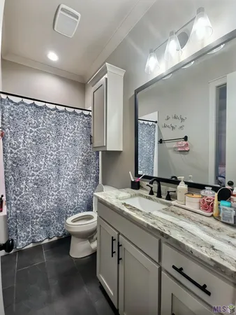 $418,000 | 33514 Tenor Drive, Denham Springs, LA 70706