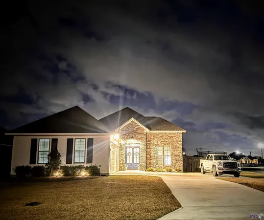 $418,000 | 33514 Tenor Drive, Denham Springs, LA 70706