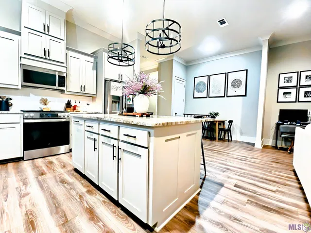 $418,000 | 33514 Tenor Drive, Denham Springs, LA 70706