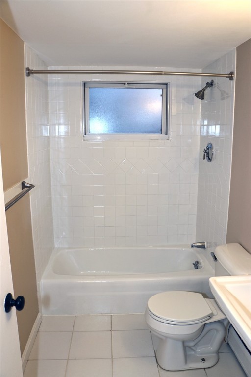 50 Carnation Street, Unit B6 Pawtucket, RI 02860 - Photo 23 of 24