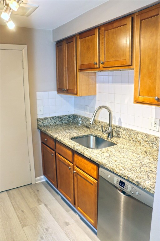 50 Carnation Street, Unit B6 Pawtucket, RI 02860 - Photo 7 of 24