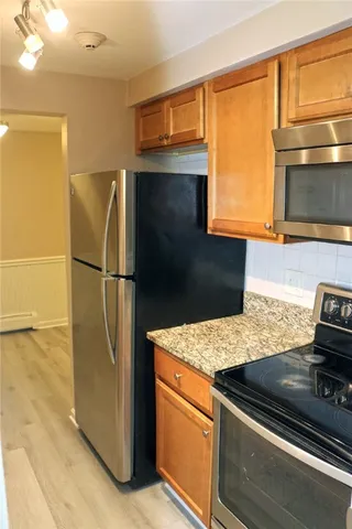 $1,350 | 50 Carnation Street, Unit B6, Pawtucket, RI 02860