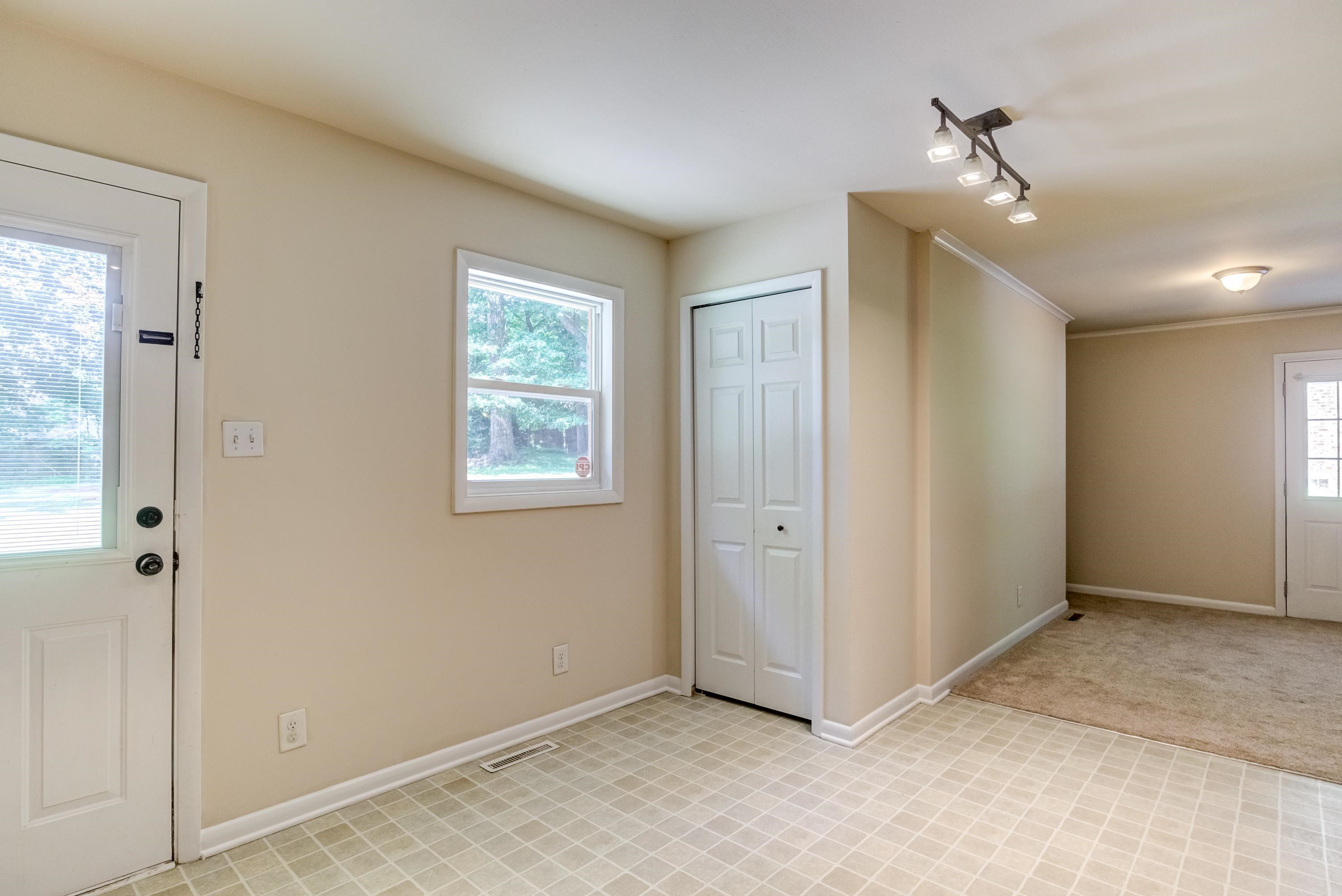 3521 Lynn Road Raleigh, NC 27613 - Photo 16 of 35 Kitchen