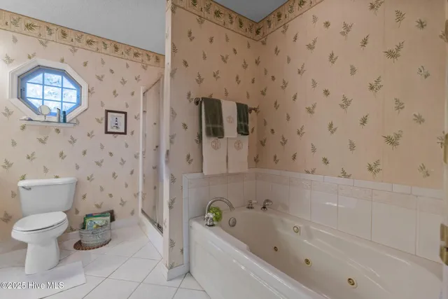 $1,175,000 | 122 Clay Circle, West End, NC 27376