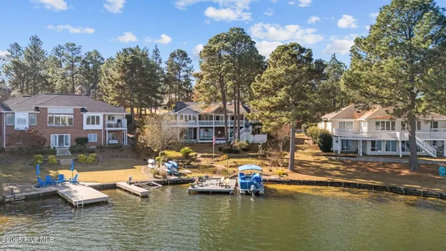 $1,175,000 | 122 Clay Circle, West End, NC 27376