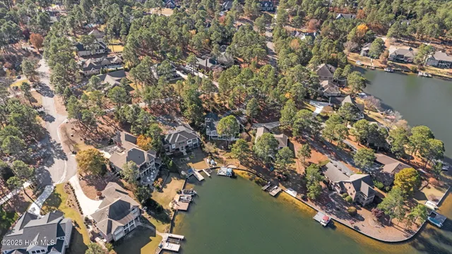 $1,175,000 | 122 Clay Circle, West End, NC 27376