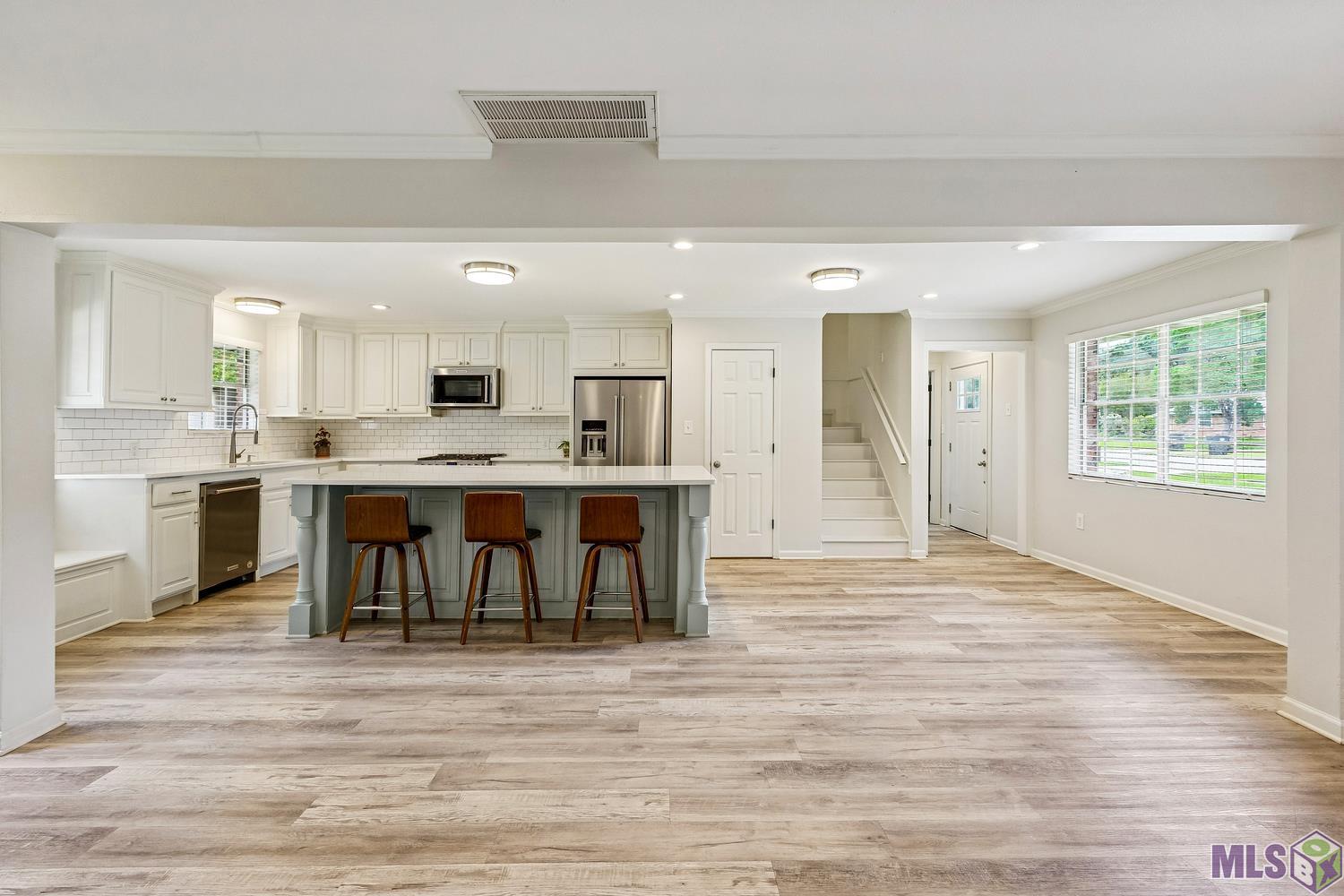 8580 Norfolk Drive Baton Rouge, LA 70809 - Photo 2 of 25