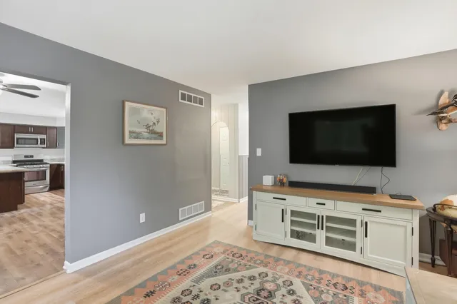 $279,000 | 1437 Madison Avenue, Dyer, IN 46311