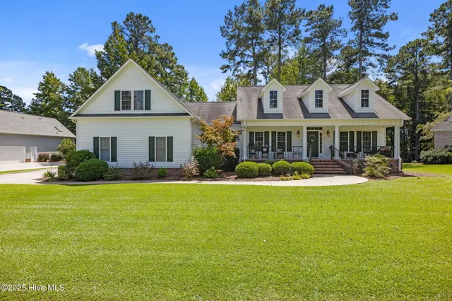 $600,000 | 205 Emmen Road, New Bern, NC 28562