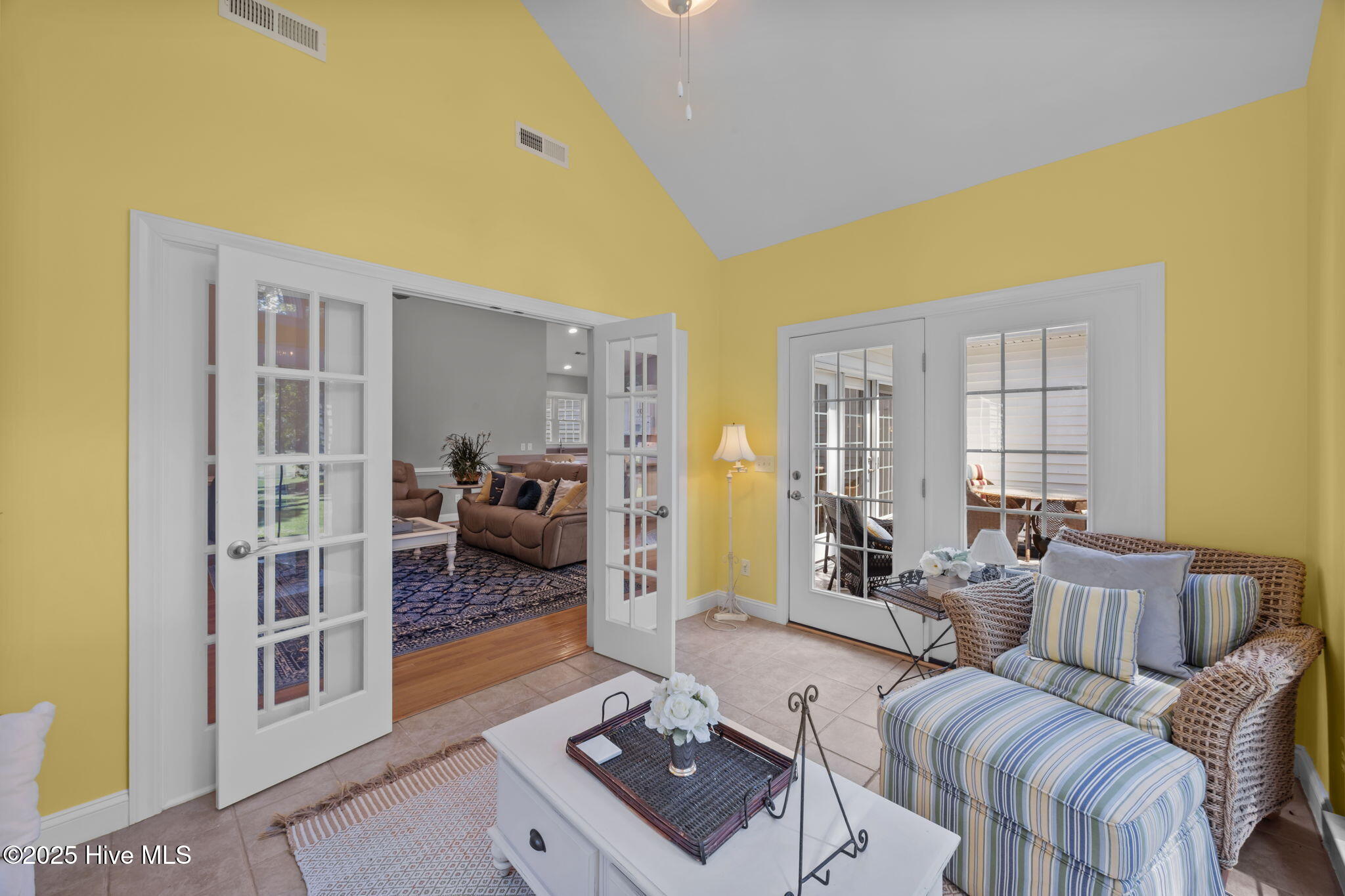 205 Emmen Road New Bern, NC 28562 - Photo 32 of 46 32-web-or-mls-0C0A5653