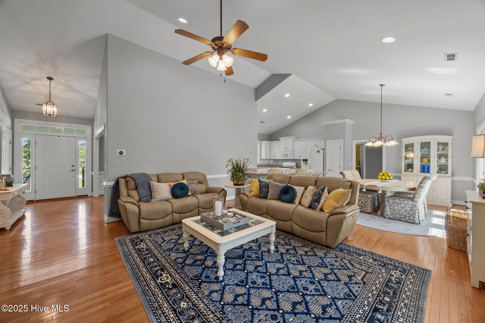 205 Emmen Road New Bern, NC 28562 - Photo 8 of 46 12-web-or-mls-0C0A5584