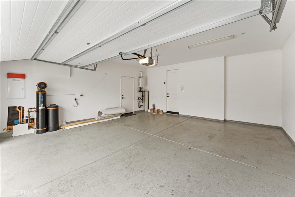 287 Barnes Road Tustin, CA 92782 - Photo 40 of 54