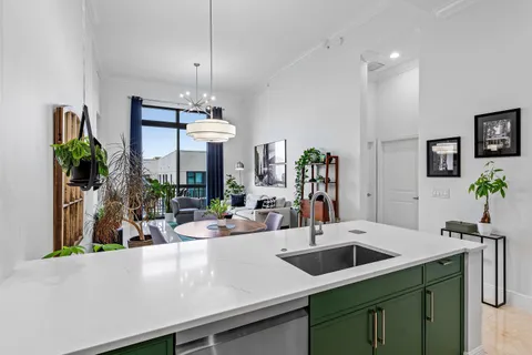 $1,395,000 | 701 South Olive Avenue, Unit 515, West Palm Beach, FL 33401