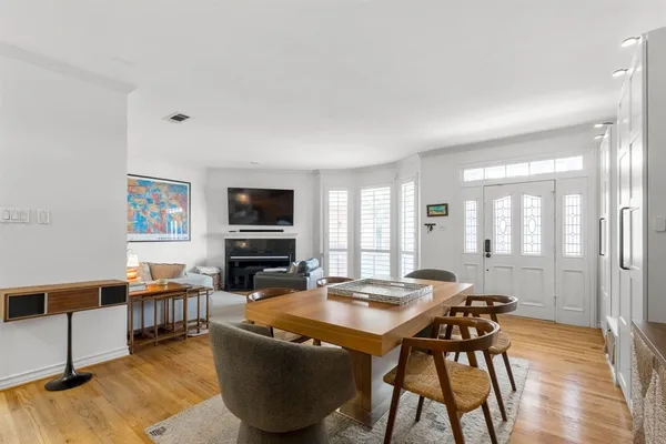 $2,600 | 3208 Cole Avenue, Unit 1111, Dallas, TX 75204