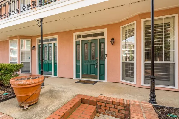 $2,600 | 3208 Cole Avenue, Unit 1111, Dallas, TX 75204