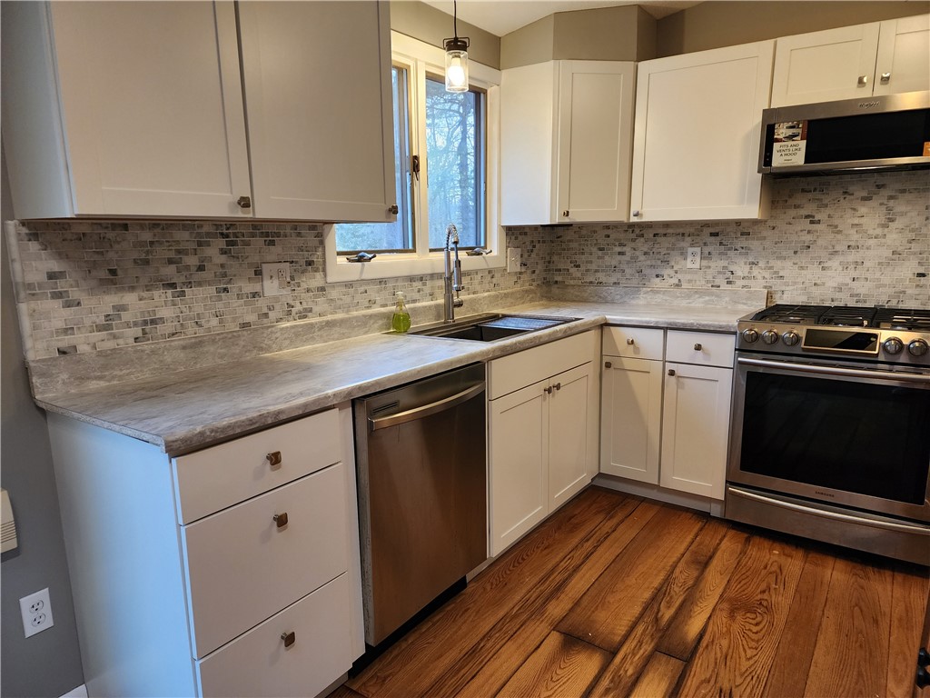 141 Pound Road Glocester, RI 02814 - Photo 5 of 20