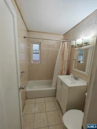 $2,500 | 180 Hillside Avenue, Unit K1, Leonia, NJ 07605