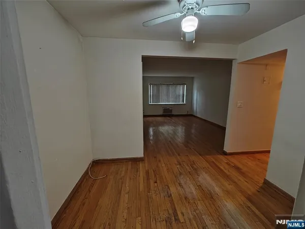 $2,500 | 180 Hillside Avenue, Unit K1, Leonia, NJ 07605