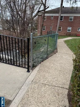 $2,500 | 180 Hillside Avenue, Unit K1, Leonia, NJ 07605