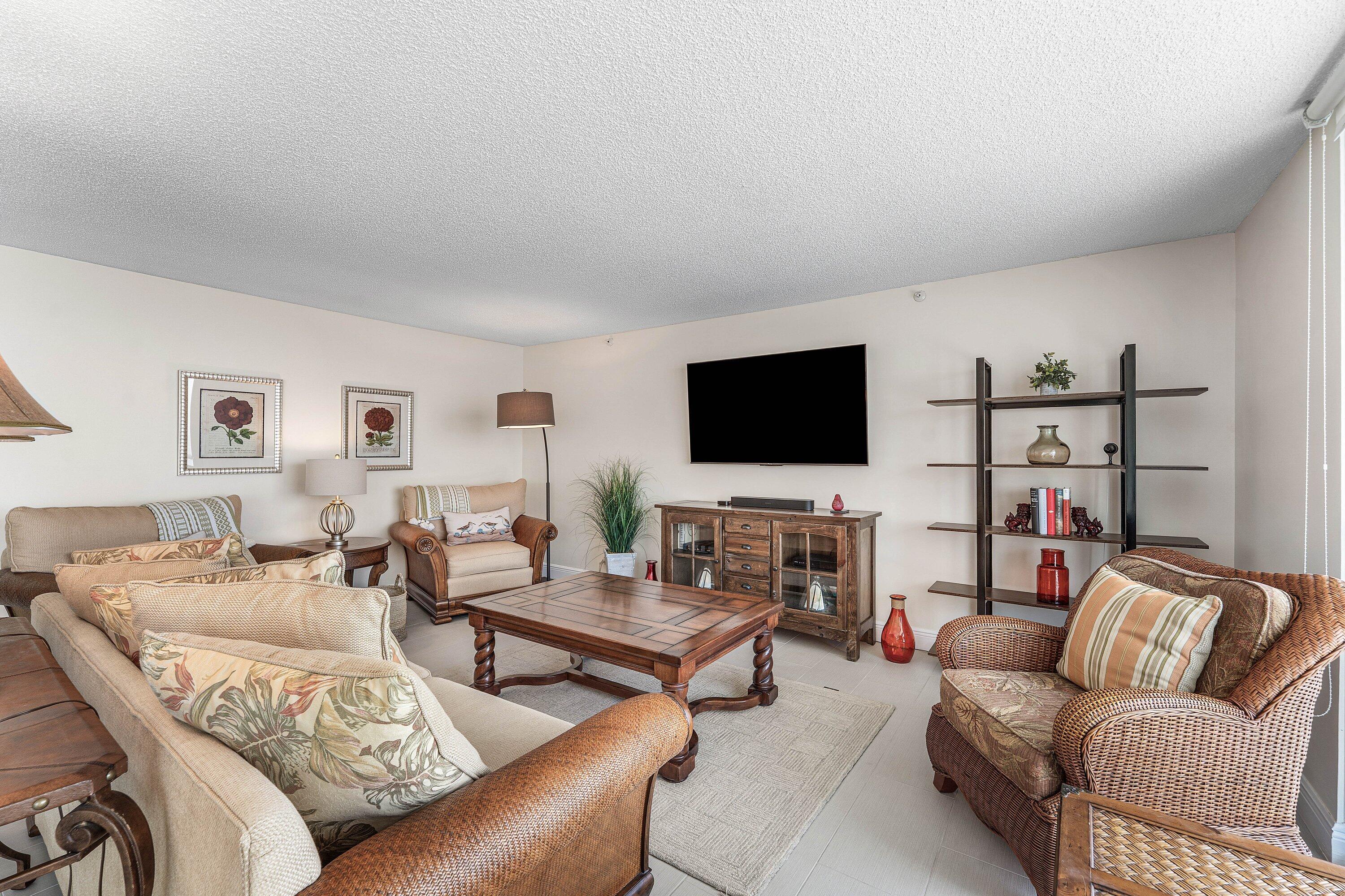 250 South Ocean Boulevard, Unit 8F Boca Raton, FL 33432 - Photo 12 of 48 007-250SouthOceanBoulevard-8F-BocaRaton-