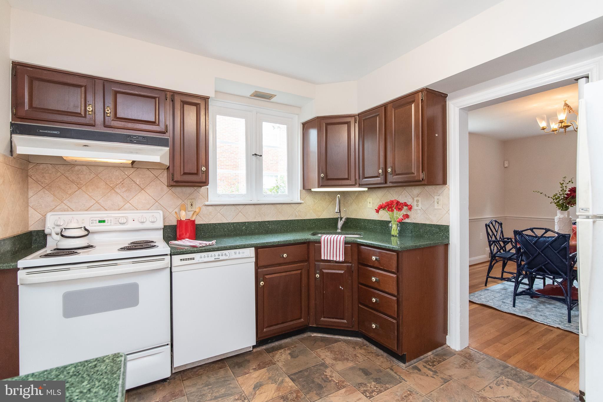 344 Broadmoor Road Baltimore, MD 21212 - Photo 10 of 44 Kitchen