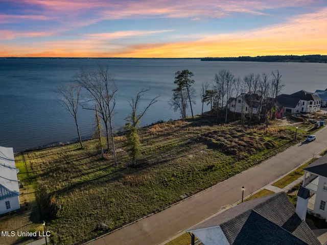 $489,000 | 113 North Natchez Drive, Madison, MS 39110