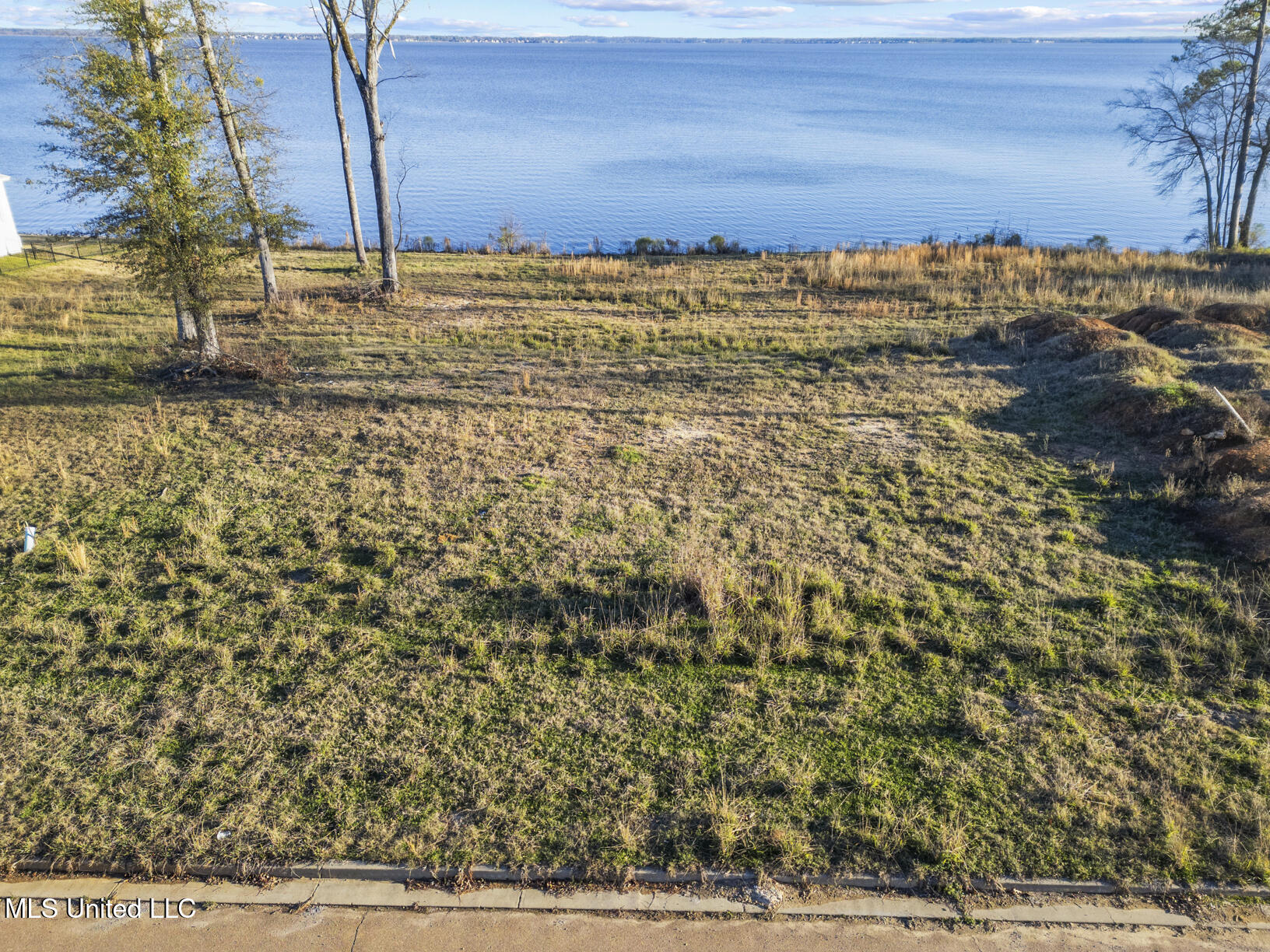 113 North Natchez Drive Madison, MS 39110 - Photo 10 of 21 113 N natchez-8