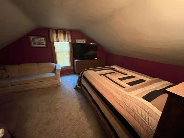 $800,000 | 5861 Highway 71 Northeast, Willmar, MN 56201