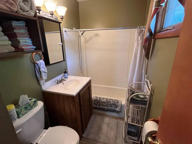 $800,000 | 5861 Highway 71 Northeast, Willmar, MN 56201