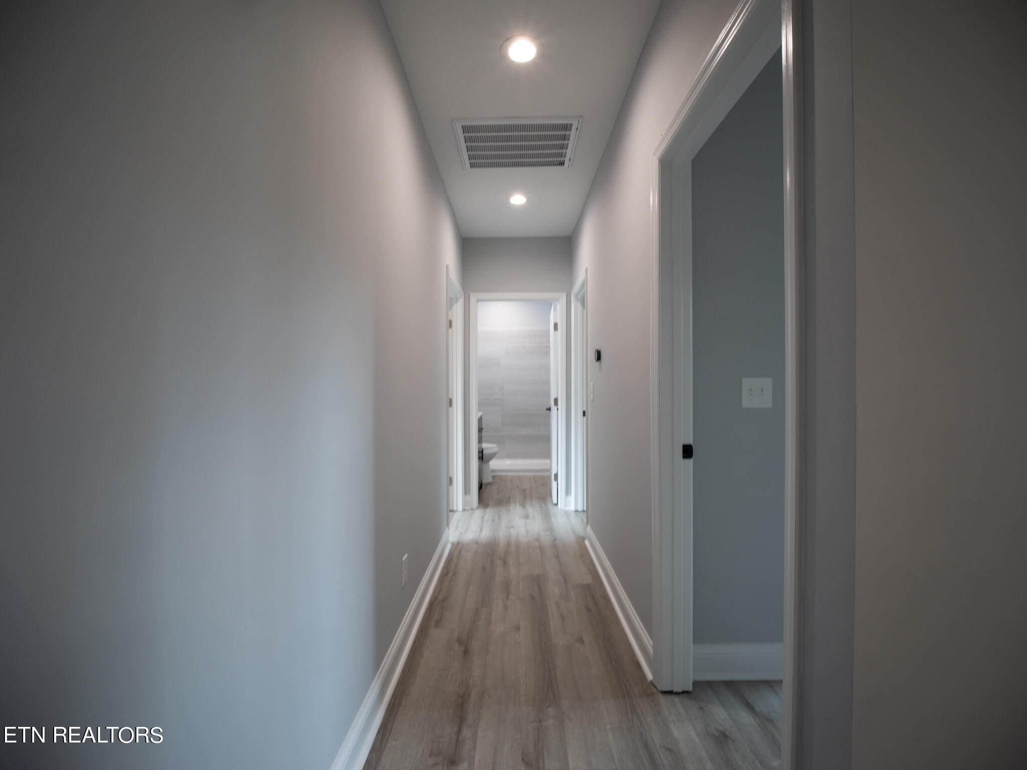 142 South Purdue Avenue Oak Ridge, TN 37830 - Photo 19 of 50 Hall