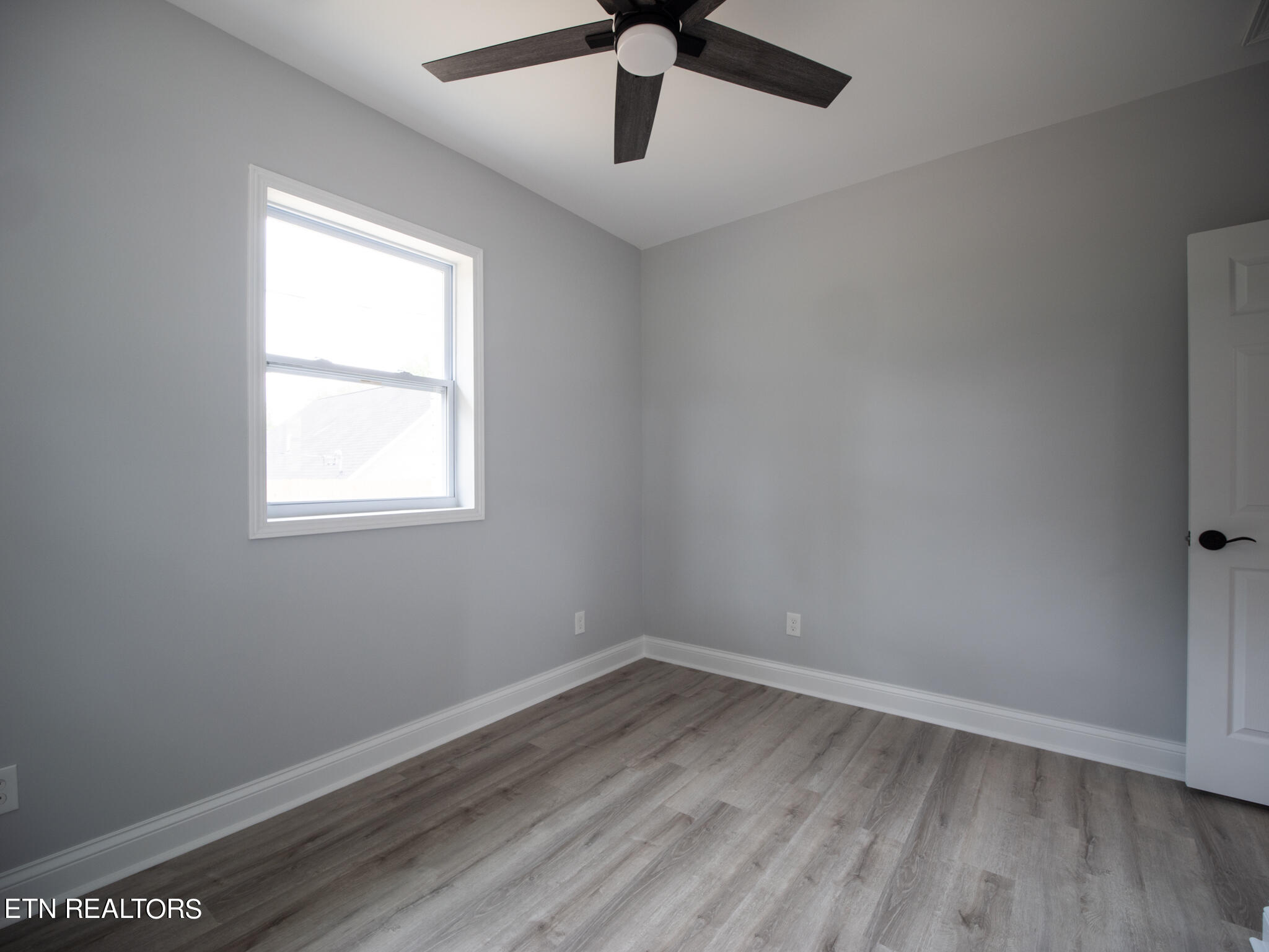 142 South Purdue Avenue Oak Ridge, TN 37830 - Photo 37 of 50 Bedroom 3