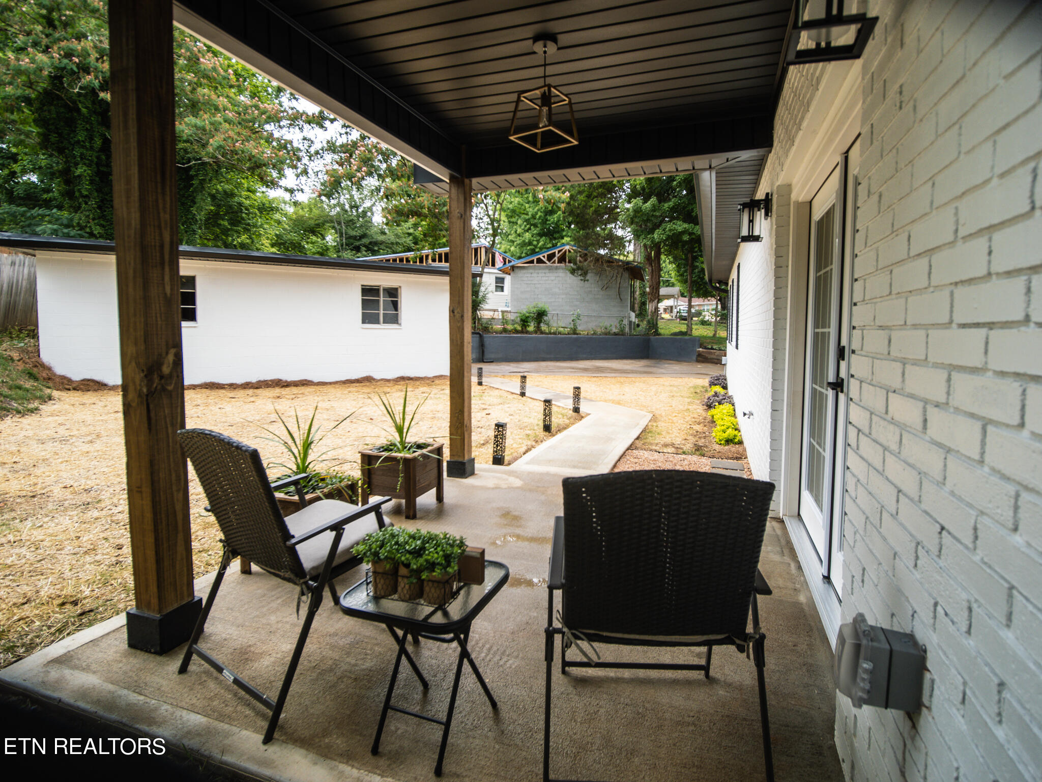 142 South Purdue Avenue Oak Ridge, TN 37830 - Photo 42 of 50 Back Patio