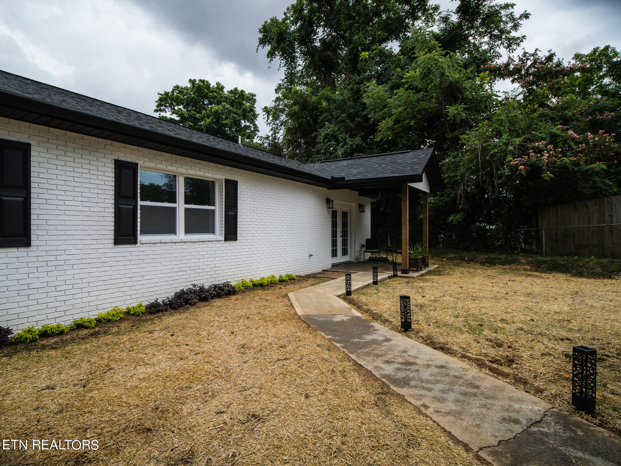 142 South Purdue Avenue Oak Ridge, TN 37830 - Photo 44 of 50 Backyard