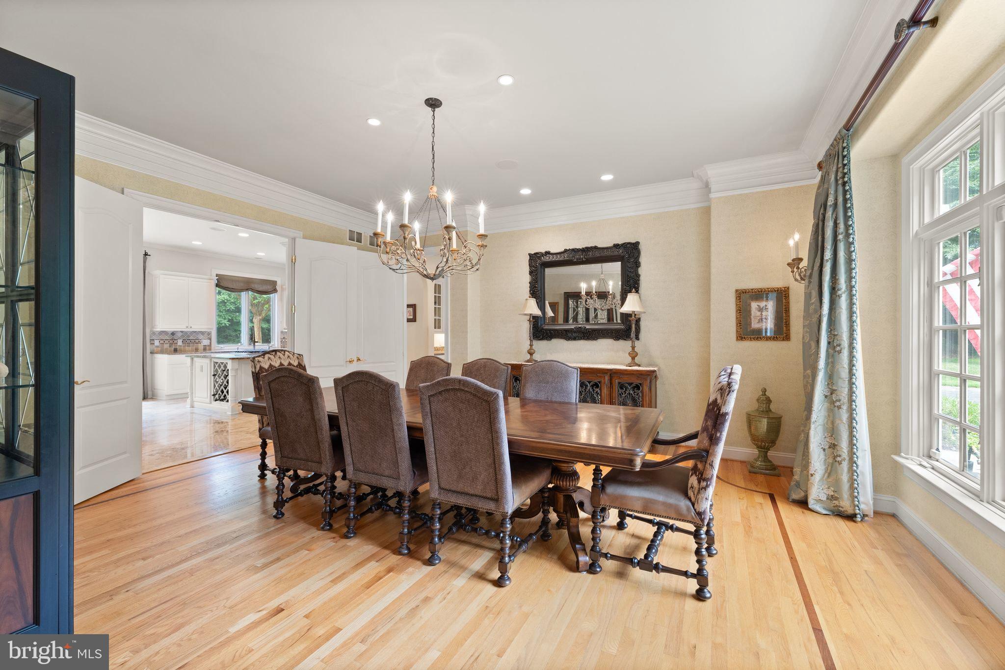 11106 South Glen Road Potomac, MD 20854 - Photo 6 of 38 Gallery Image 6