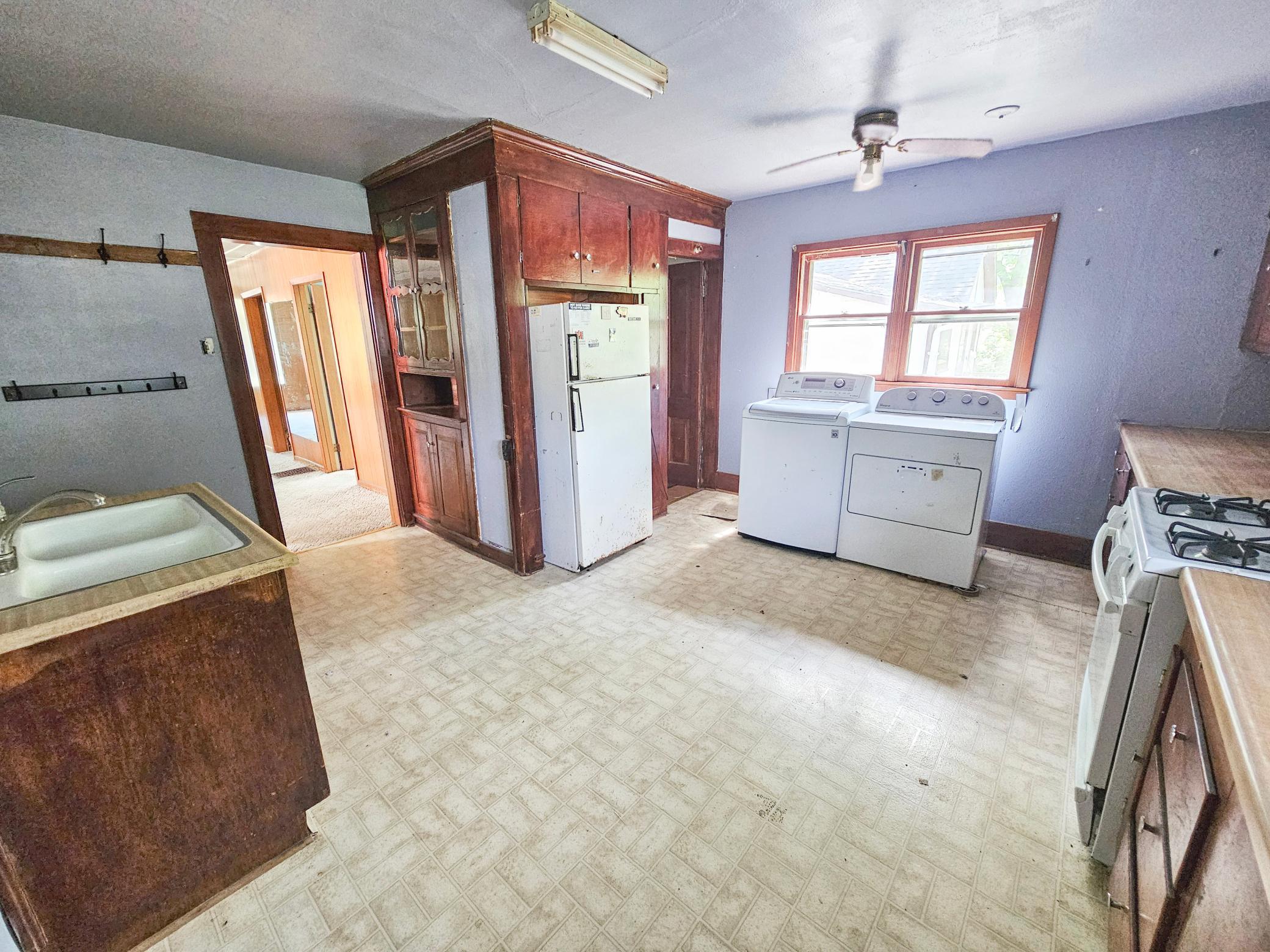 249 Hollett Street Tracy, MN 56175 - Photo 10 of 22