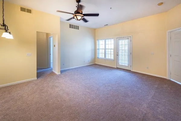 $2,000 | 1236 Joyce Lane, Unit 27, Ann Arbor, MI 48103