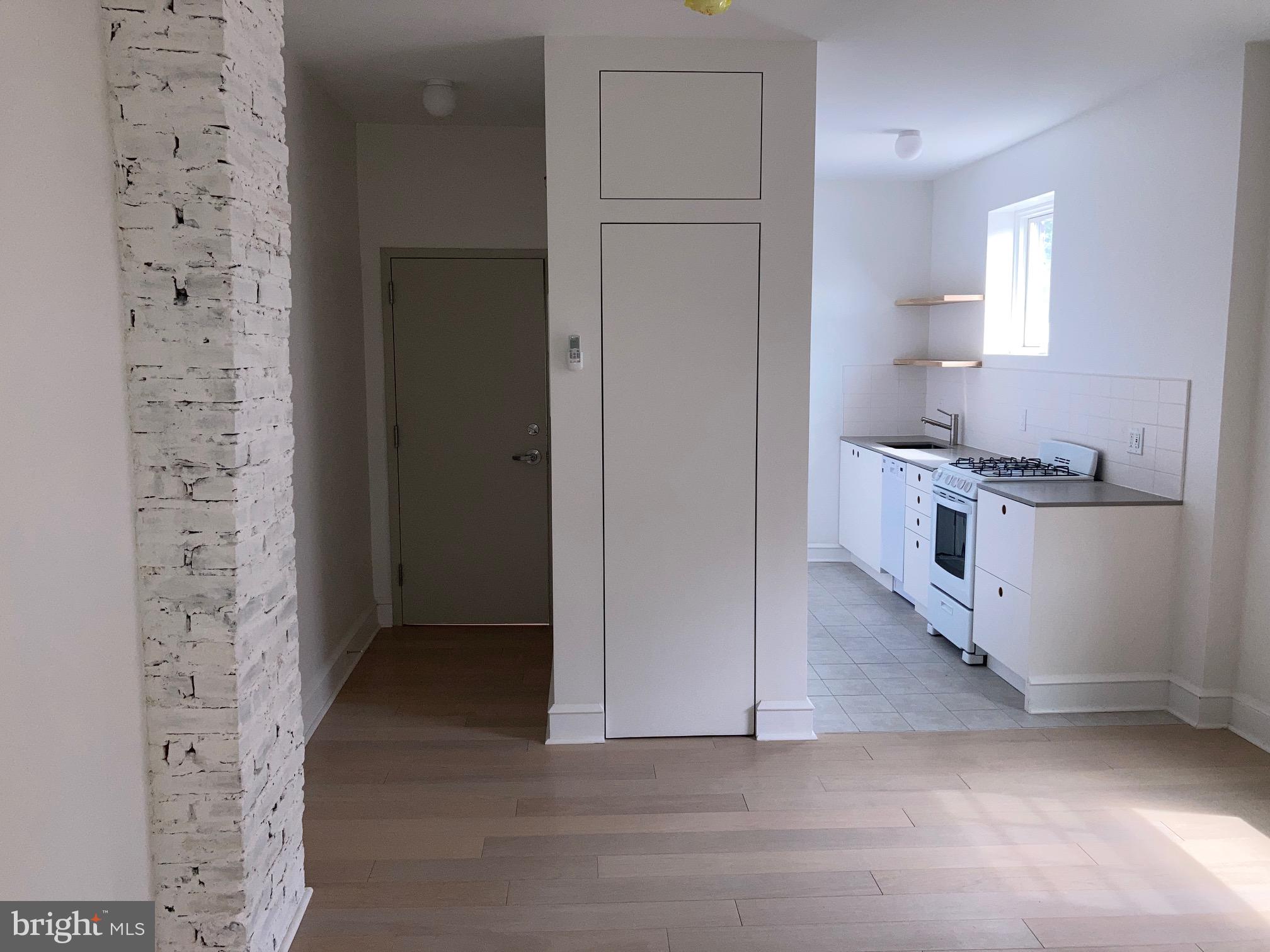 1108 Pine Street, Unit 3R Philadelphia, PA 19107 - Photo 2 of 12