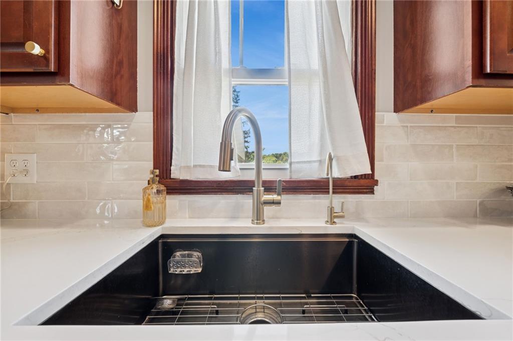 135 Pear Orchard Road Coraopolis, PA 15108 - Photo 15 of 43 a close view of sink and tap