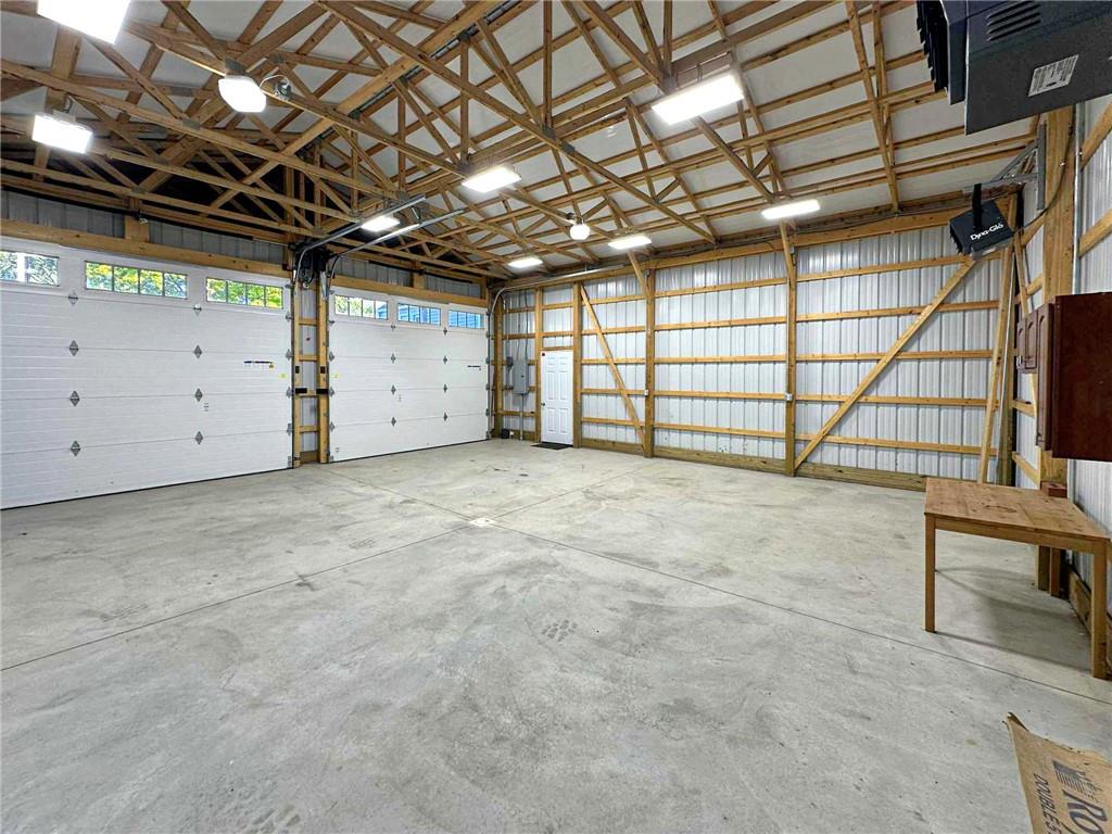 135 Pear Orchard Road Coraopolis, PA 15108 - Photo 5 of 43 a view of empty room