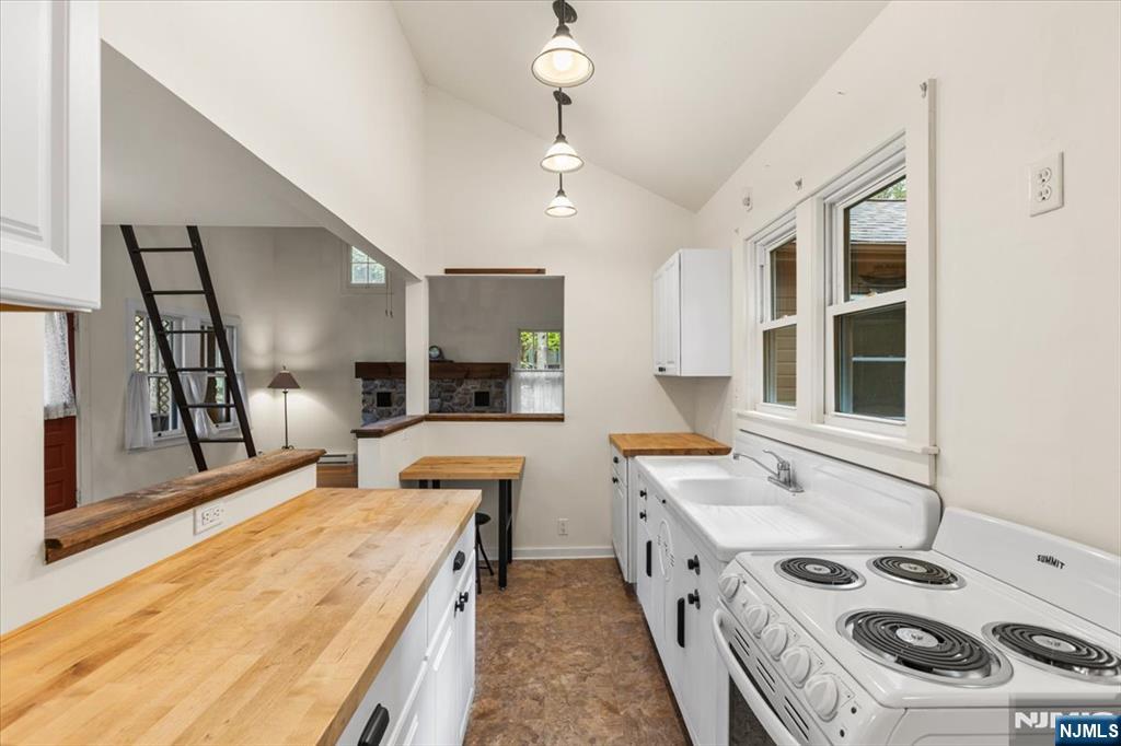 105 Shore Road Andover, NJ 07821 - Photo 18 of 39 Gallery Image 18