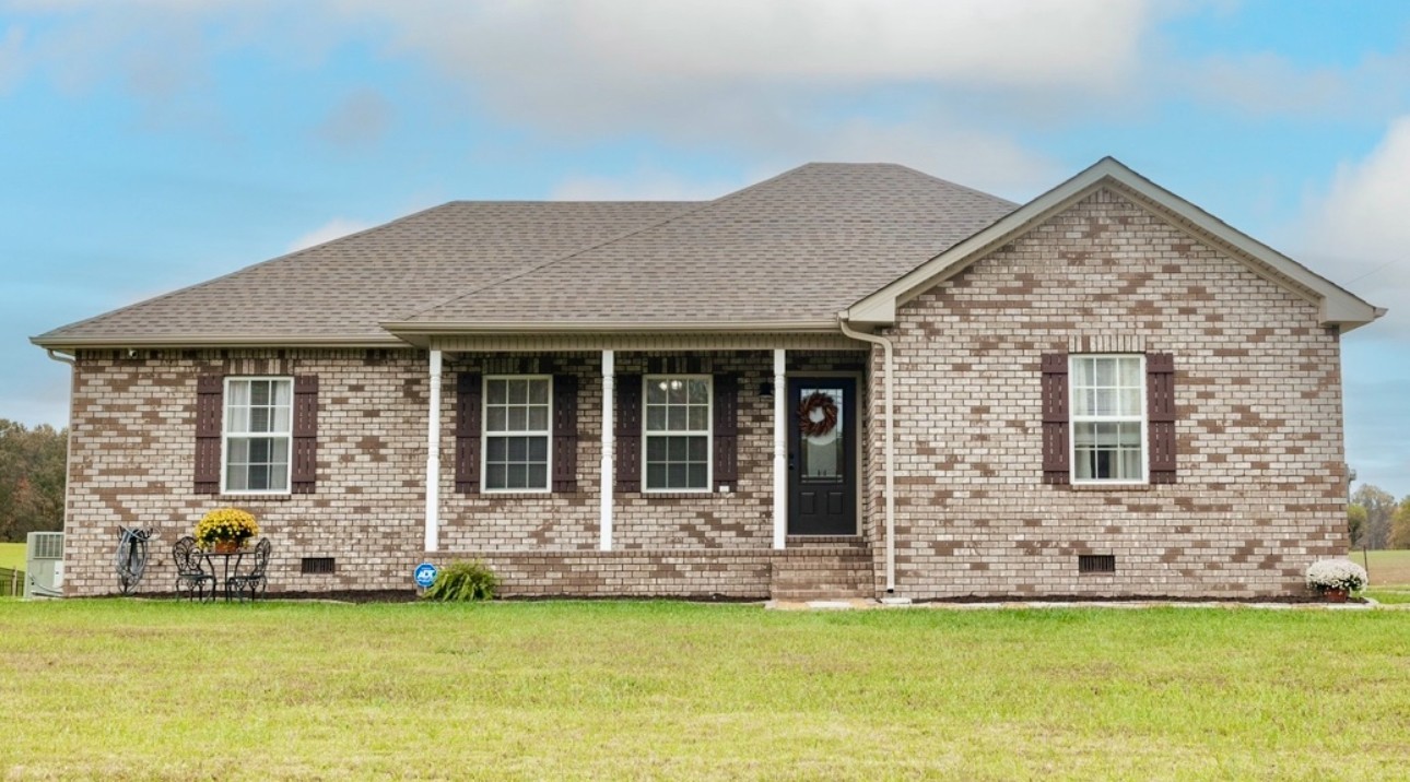 4478 Long Creek Road Lafayette, TN 37083 - Photo 2 of 29