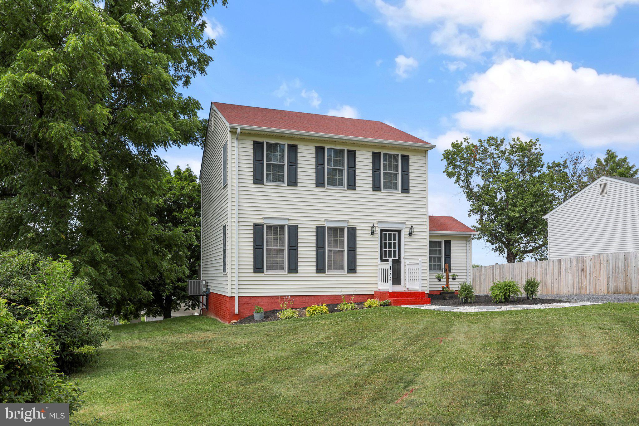 124 East 18th Street Front Royal, VA 22630 - Photo 26 of 35