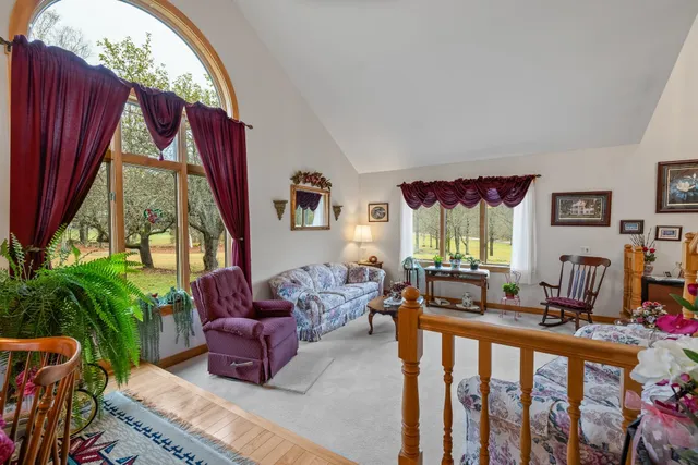 $729,000 | 13 Stackpole Road, Barnard, VT 05032