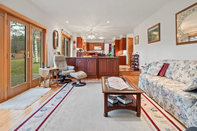 $729,000 | 13 Stackpole Road, Barnard, VT 05032