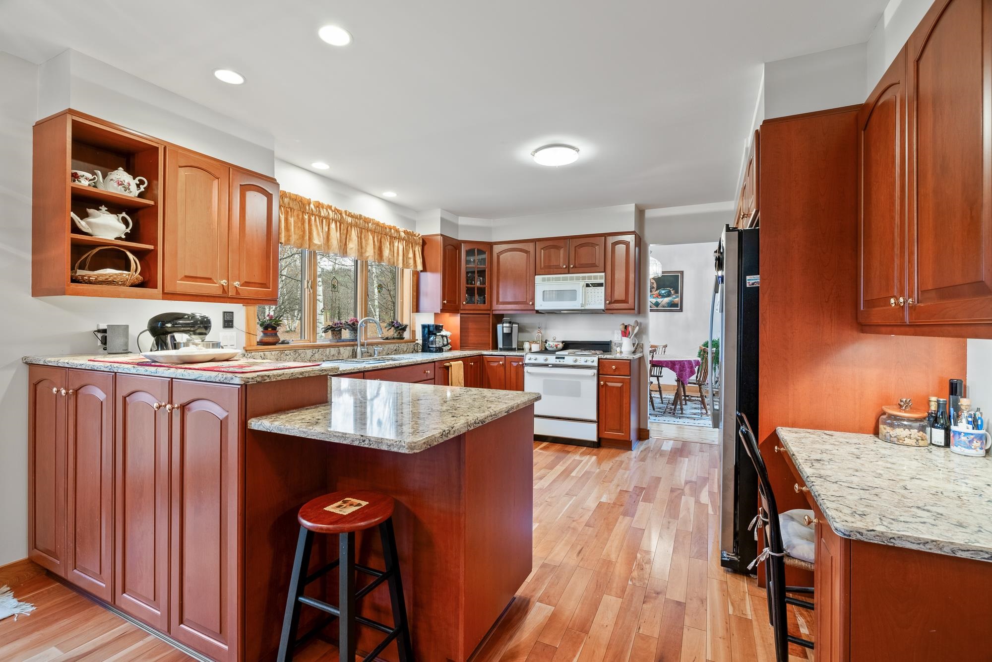 13 Stackpole Road Barnard, VT 05032 - Photo 5 of 60