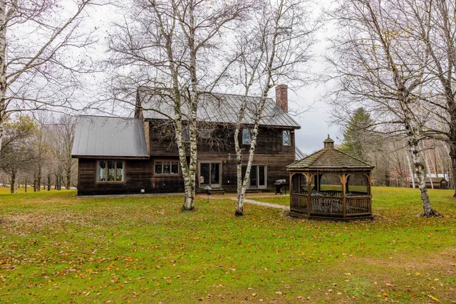$729,000 | 13 Stackpole Road, Barnard, VT 05032